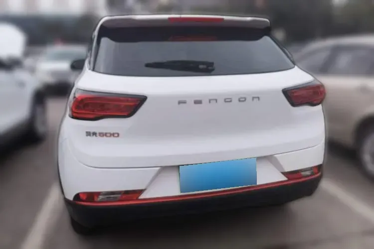 2022 DongFeng Fengon Fengon 500 1.5L 116HP L4 CVT,autocango,china used car exporter,china ev exporter,chinese used car exporter,chinese used ev exporter