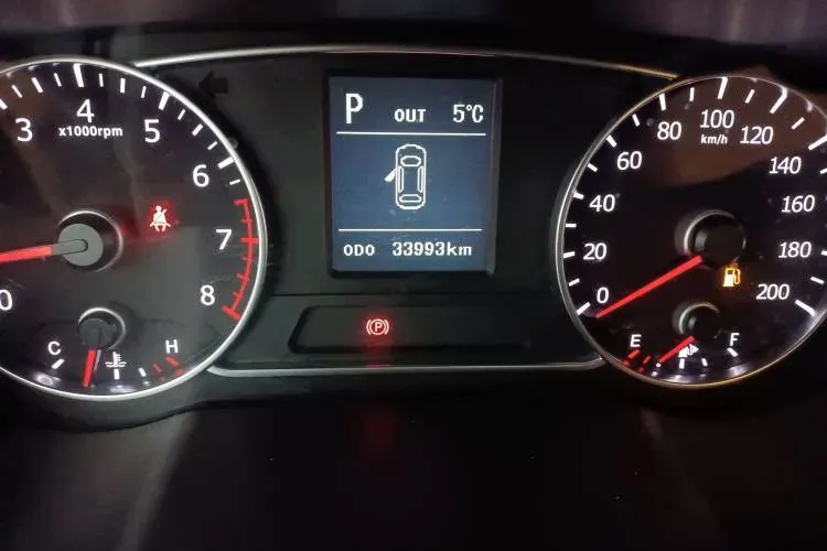 2018 Landwind X7 1.5T 163HP L4 8AT,autocango,china used car exporter,china ev exporter,chinese used car exporter,chinese used ev exporter