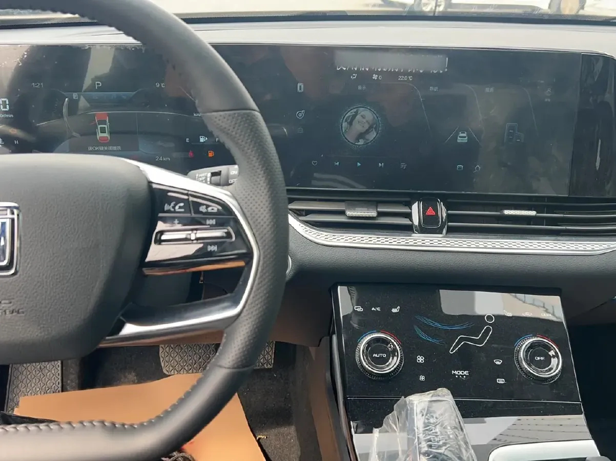 2022 Bestune B70S 1.5T 169HP L4 7DCT,autocango,china used car exporter,china ev exporter,chinese used car exporter,chinese used ev exporter