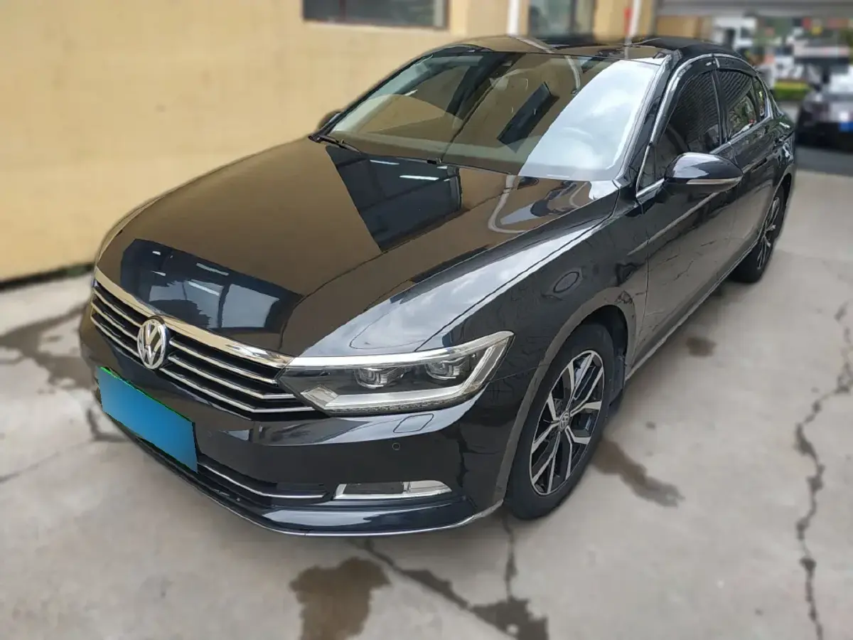 2017 Volkswagen Magotan 1.8T 180HP L4 7DCT