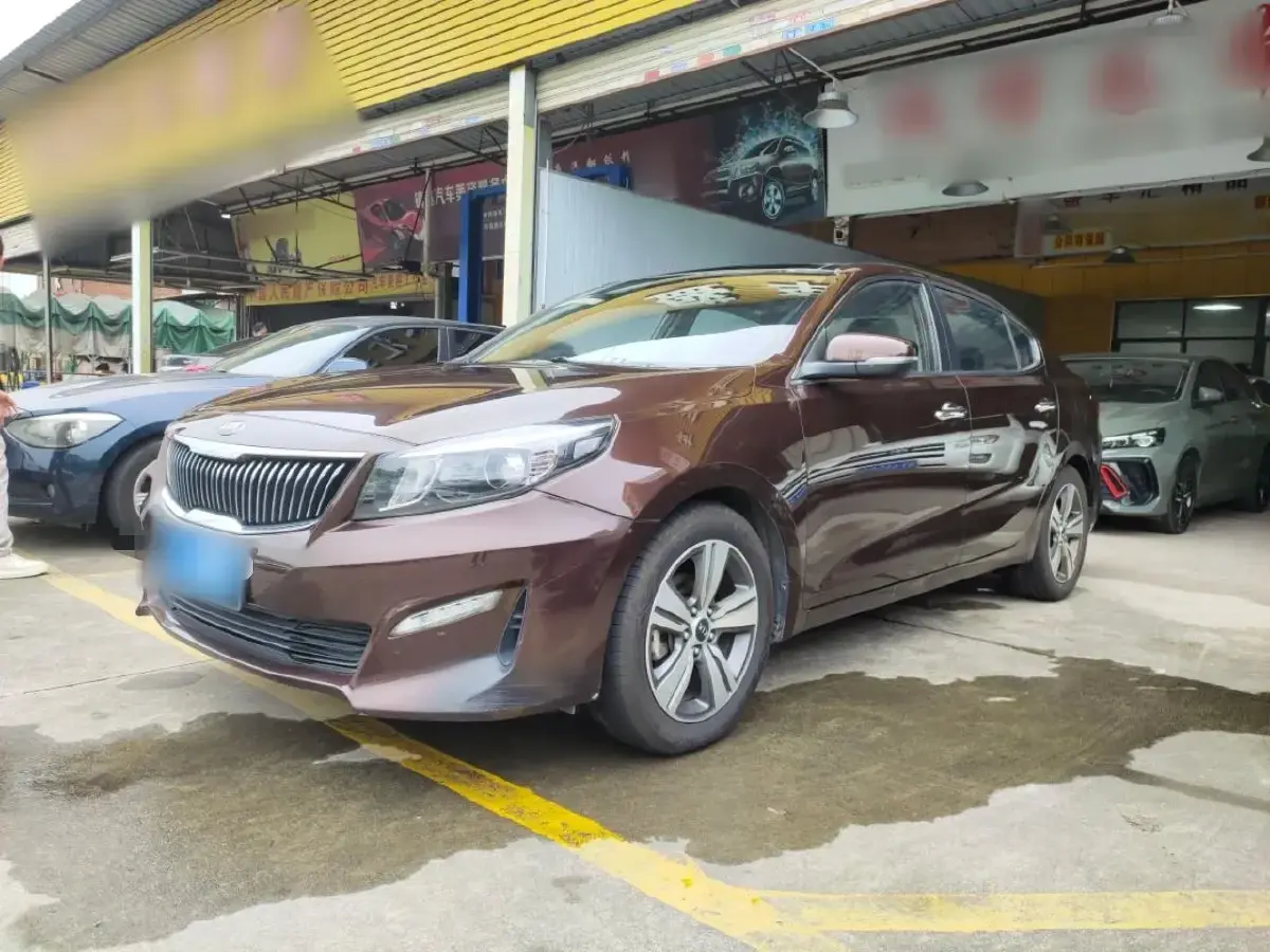 2017 Kia Cachet 1.8L 143HP L4 6AT