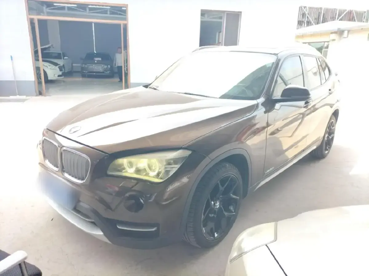 2013 BMW X1 2.0T 184HP L4 8AT