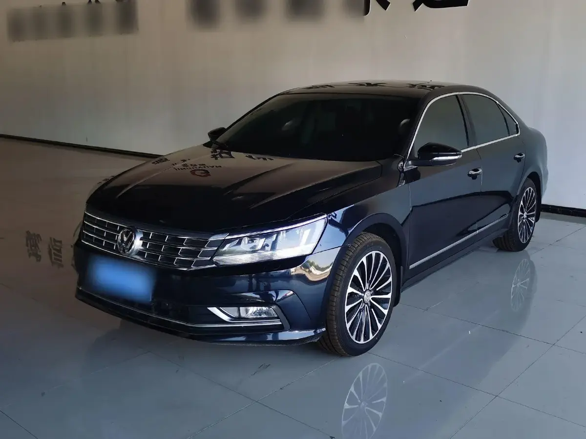 2017 Volkswagen Passat 1.8T 180HP L4 7DCT