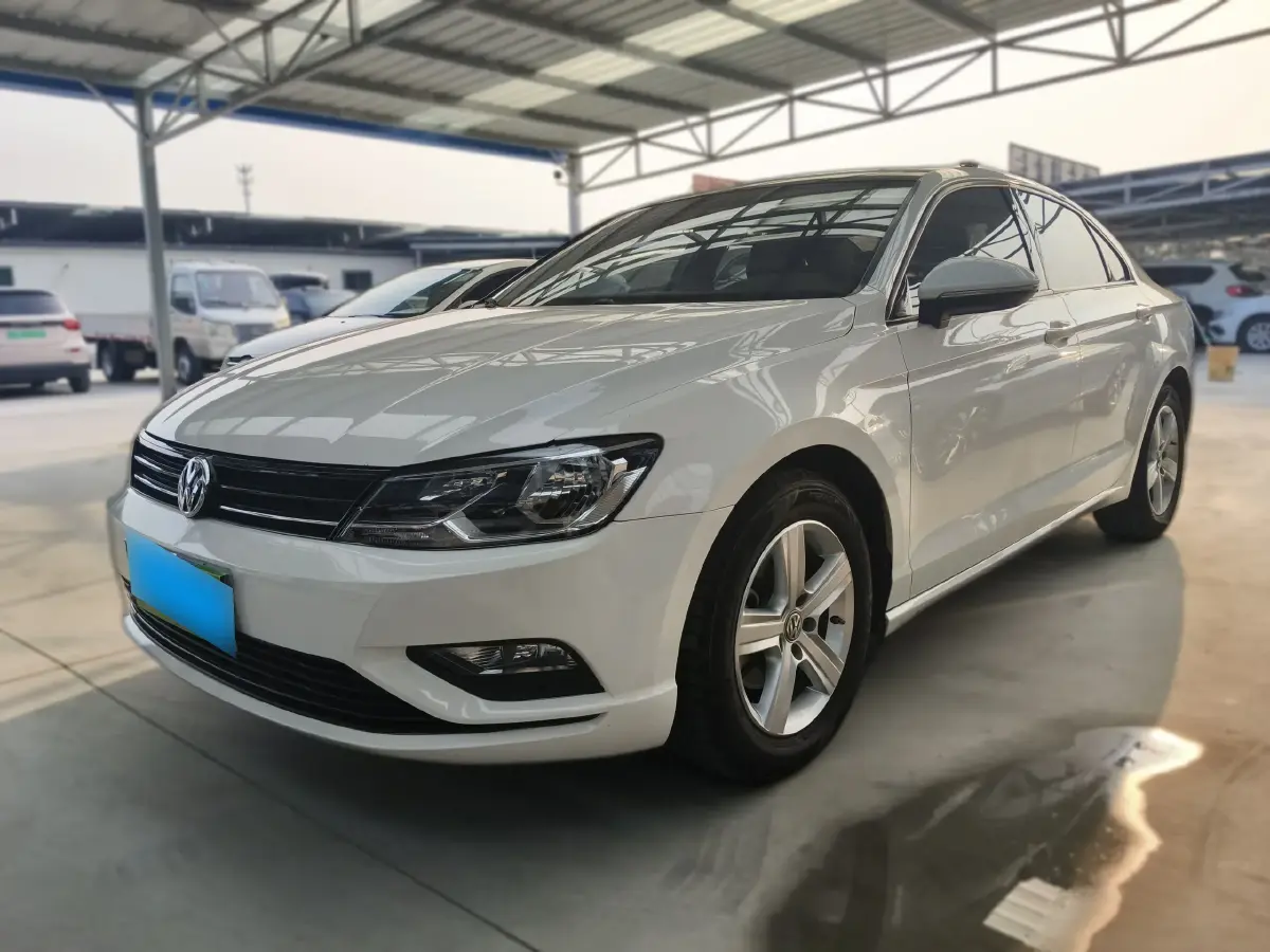 2017 Volkswagen Lamando 1.4T 131HP L4 7DCT