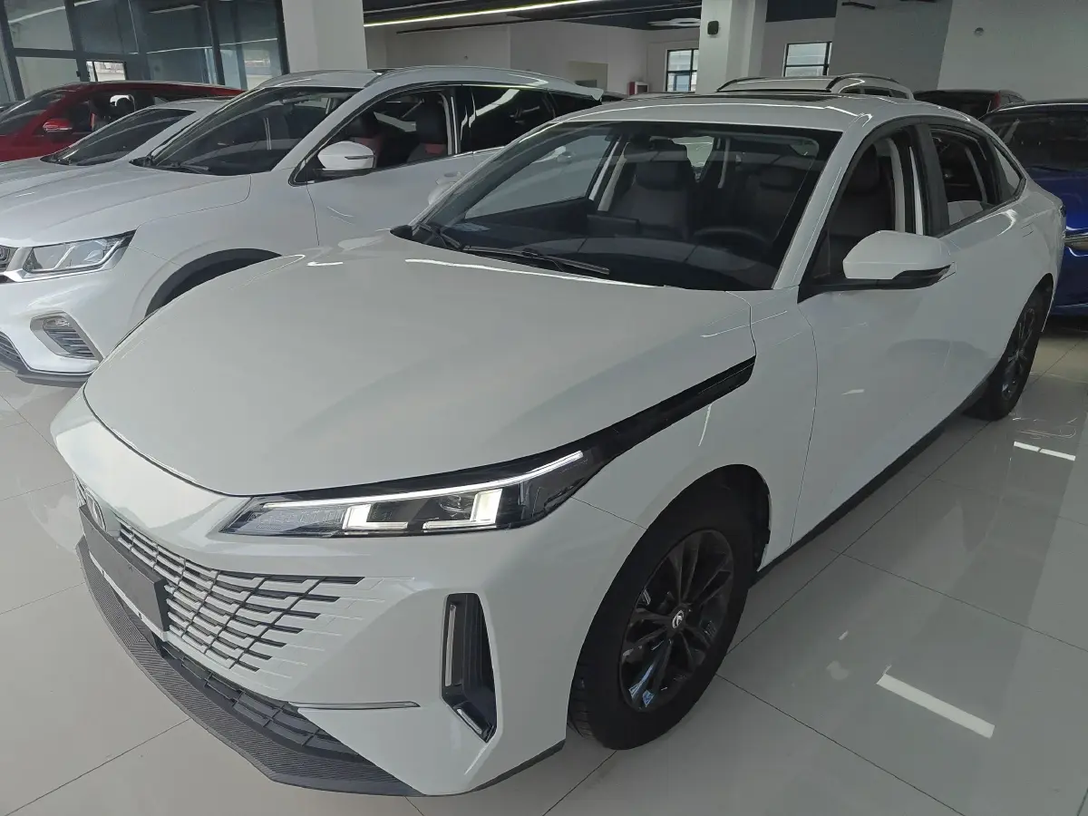 2023 ChangAn Lamore 1.5T 170HP L4 7DCT