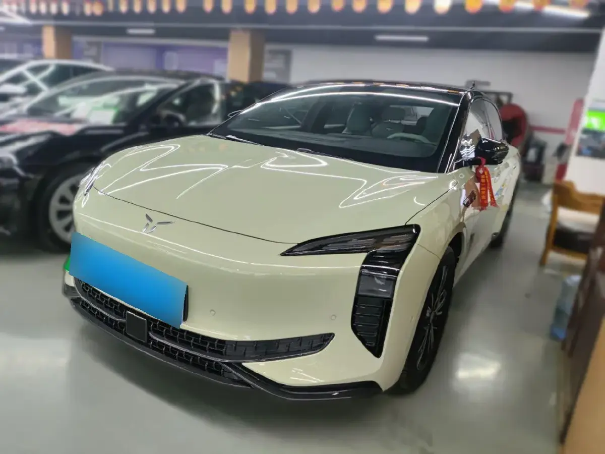 2024 HongQi EH7 BEV 111KWH