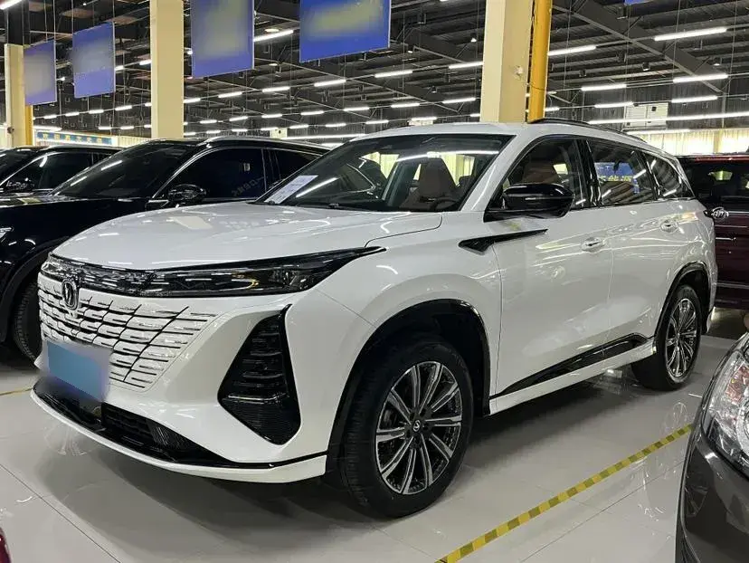 2024 ChangAn CS75 Plus 1.5T 188HP L4 8AT