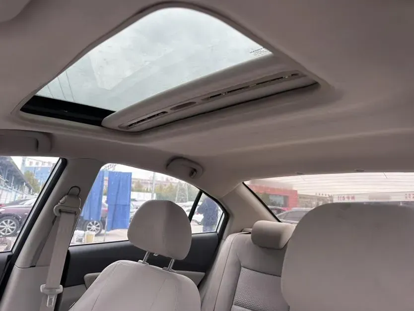 2012 ChangAn Alsvin V5 1.5L 114HP L4 5MT,autocango,china used car exporter,china ev exporter,chinese used car exporter,chinese used ev exporter