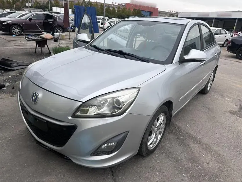 2012 ChangAn Alsvin V5 1.5L 114HP L4 5MT,autocango,china used car exporter,china ev exporter,chinese used car exporter,chinese used ev exporter