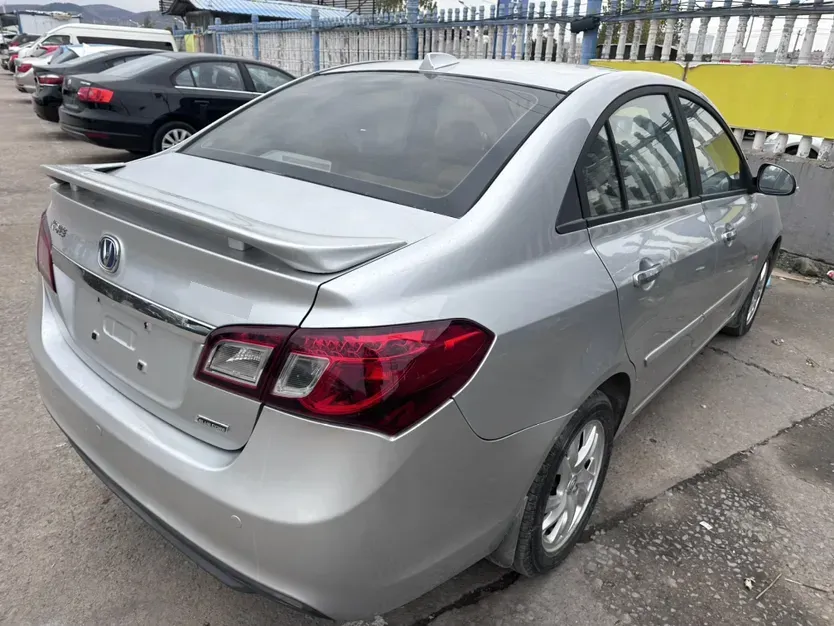 2012 ChangAn Alsvin V5 1.5L 114HP L4 5MT,autocango,china used car exporter,china ev exporter,chinese used car exporter,chinese used ev exporter
