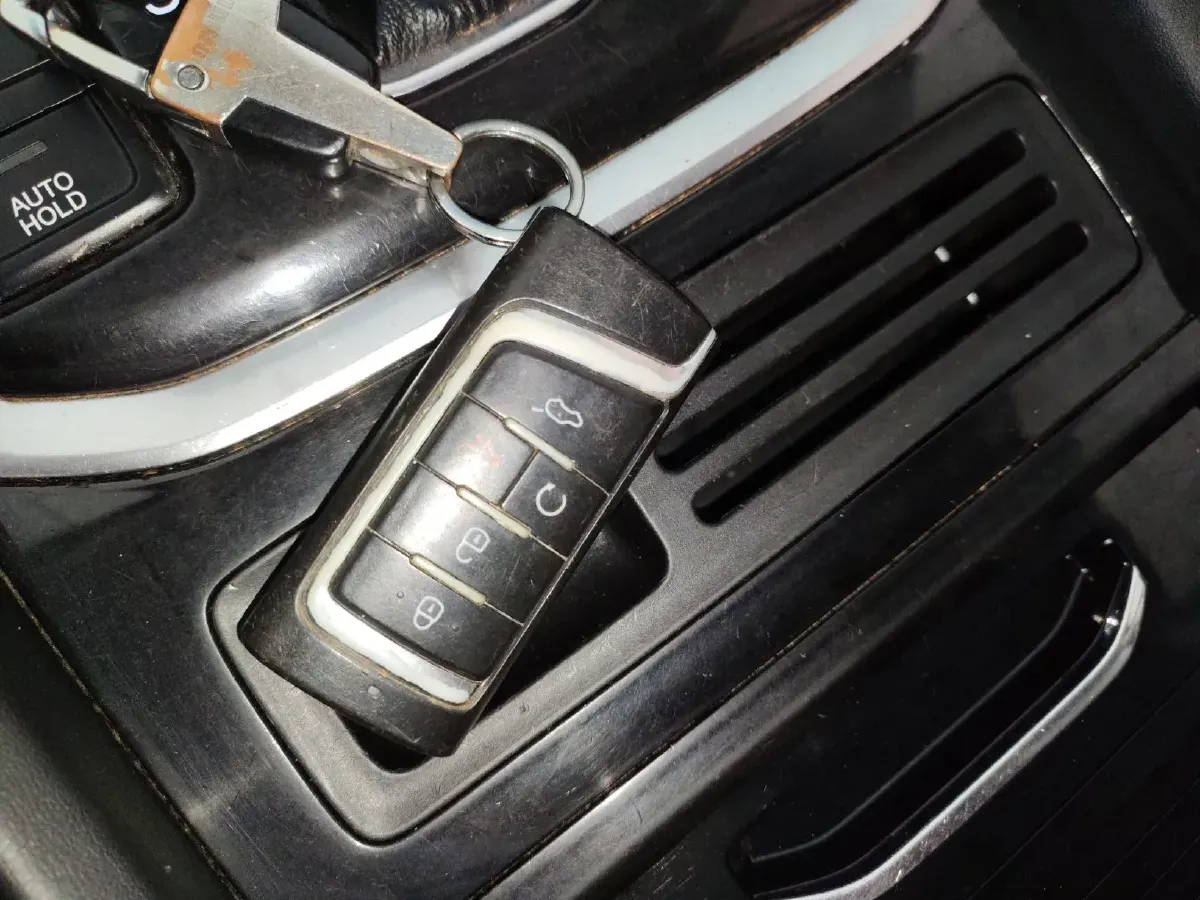 2017 GAC Trumpchi GS7 2.0T 201HP L4 6AT,autocango,china used car exporter,china ev exporter,chinese used car exporter,chinese used ev exporter