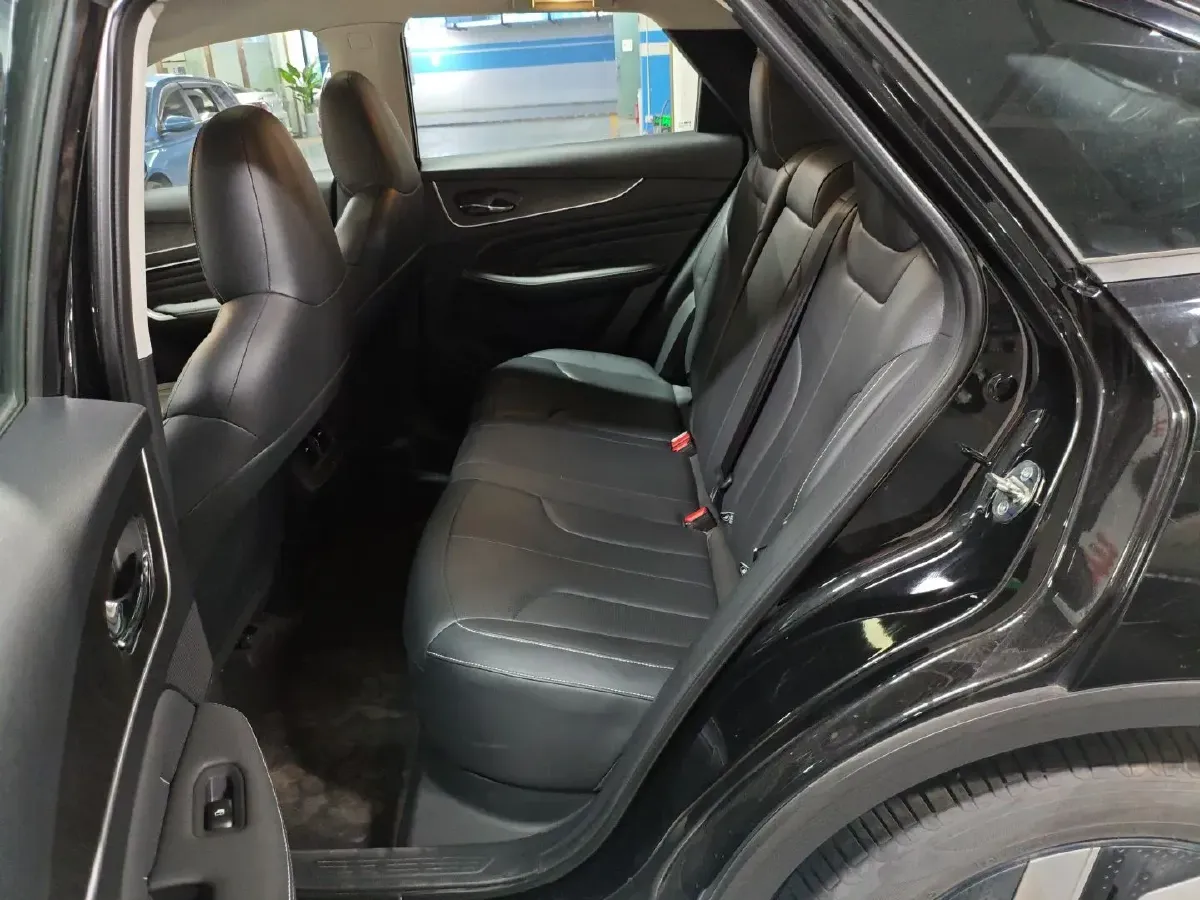 2023 Venucia Grand V DD-i 1.5T 163HP L4 E-CVT PHEV 18.4KWH,autocango,china used car exporter,china ev exporter,chinese used car exporter,chinese used ev exporter