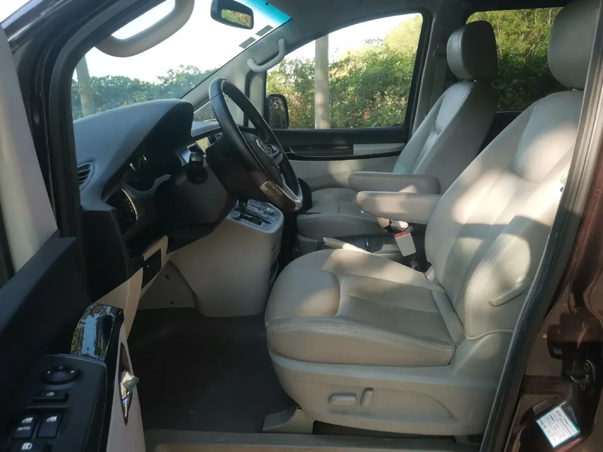 2013 JAC Refine M5 2.0T 177HP L4 5AT,autocango,china used car exporter,china ev exporter,chinese used car exporter,chinese used ev exporter