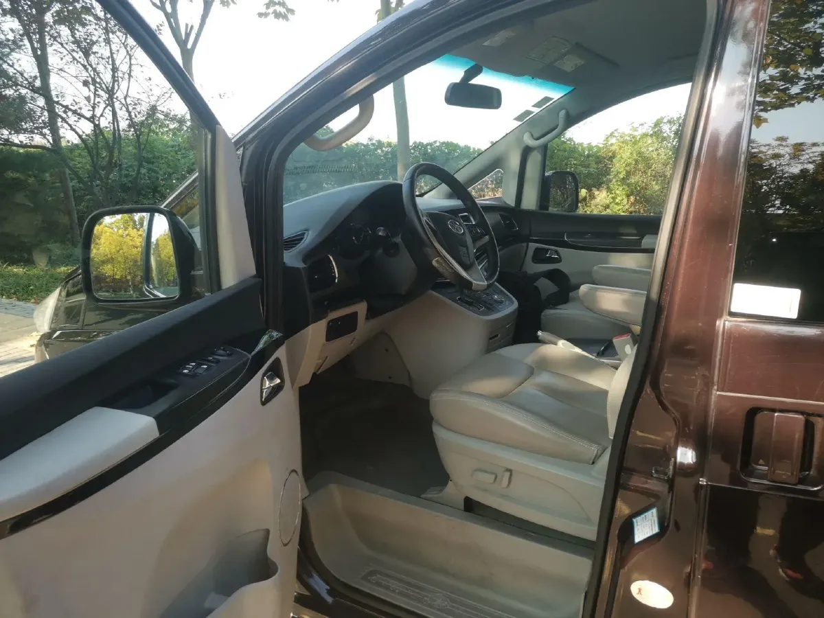 2013 JAC Refine M5 2.0T 177HP L4 5AT,autocango,china used car exporter,china ev exporter,chinese used car exporter,chinese used ev exporter