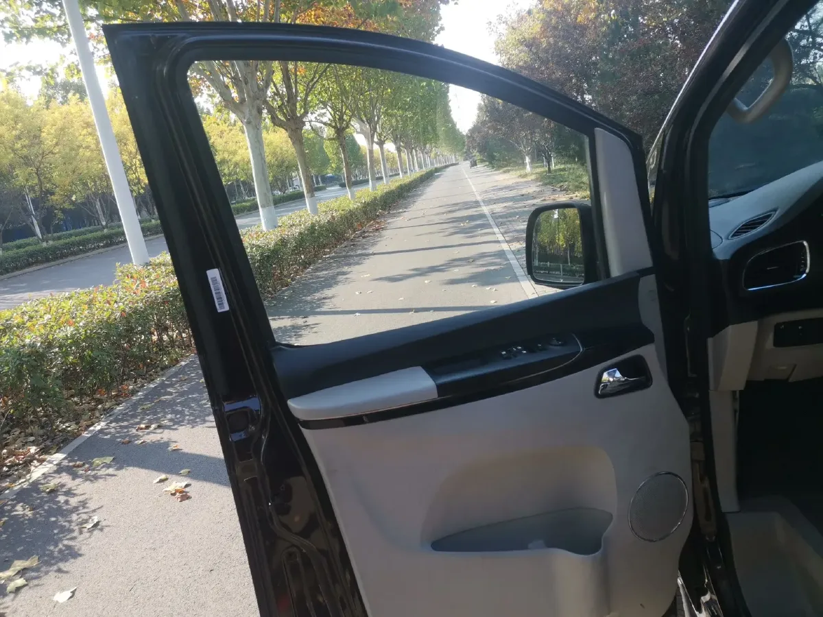 2013 JAC Refine M5 2.0T 177HP L4 5AT,autocango,china used car exporter,china ev exporter,chinese used car exporter,chinese used ev exporter