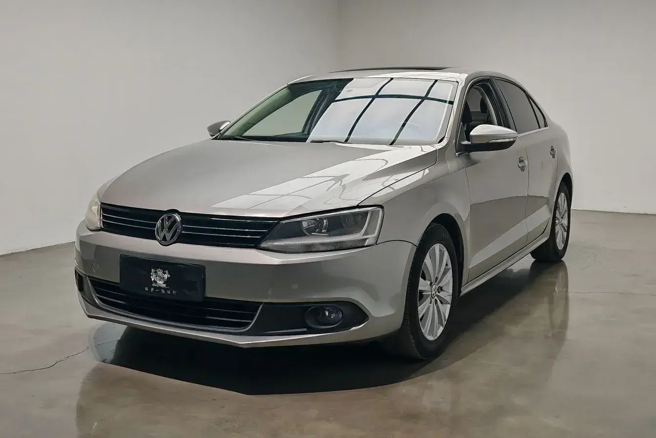 2014 Volkswagen Sagitar 1.6L 105HP L4 6AT