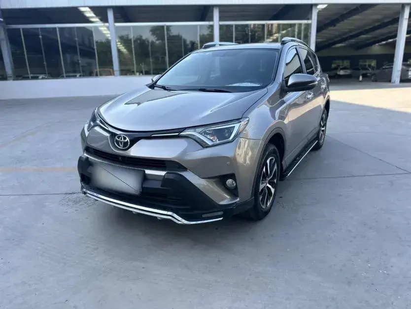2016 Toyota RAV4 2.0L 151HP L4 CVT