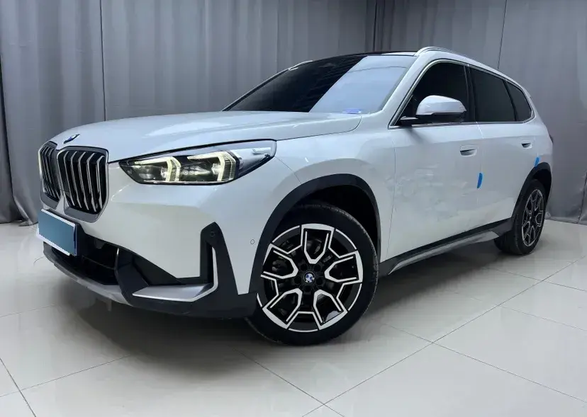 2023 BMW X1 2.0T 204HP L4 7DCT