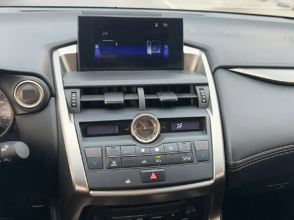 2015 Lexus NX 2.0L 150HP L4 CVT,autocango,china used car exporter,china ev exporter,chinese used car exporter,chinese used ev exporter