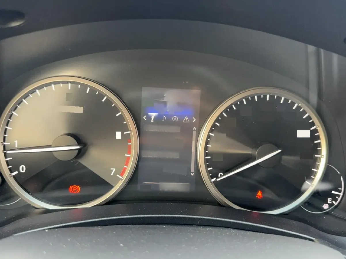 2015 Lexus NX 2.0L 150HP L4 CVT,autocango,china used car exporter,china ev exporter,chinese used car exporter,chinese used ev exporter