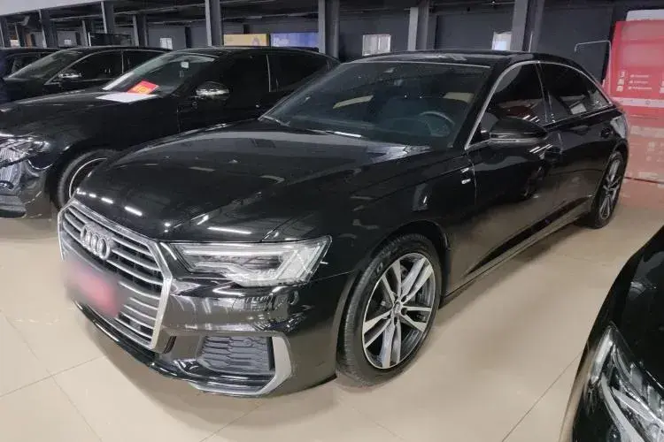 2021 Audi A6L 2.0T 190HP L4 7DCT