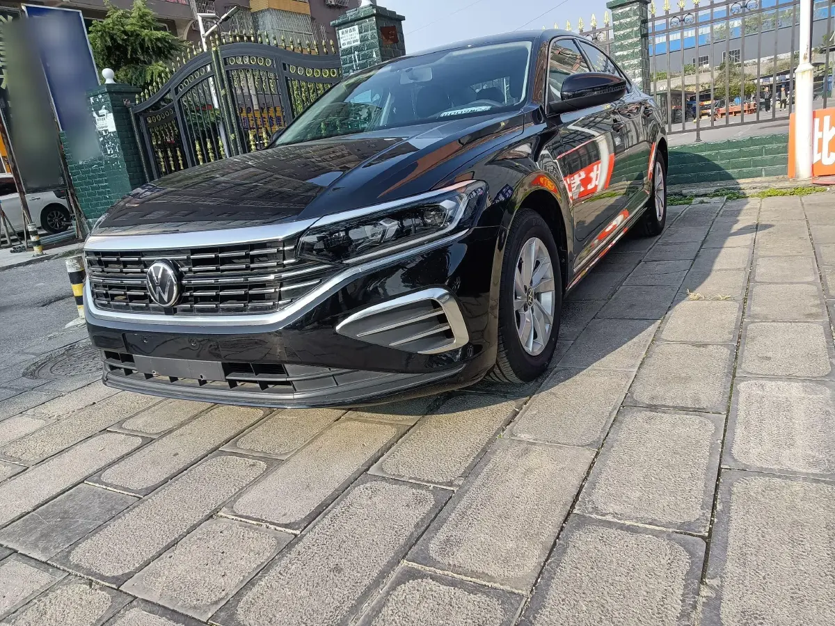 2022 Volkswagen Passat 1.4T 150HP L4 7DCT