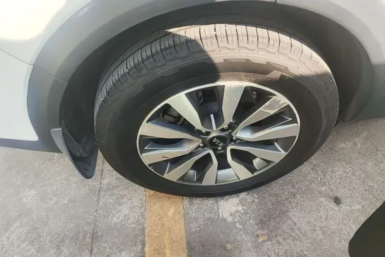 2017 Kia KX7 2.0T 241HP L4 6AT,autocango,china used car exporter,china ev exporter,chinese used car exporter,chinese used ev exporter