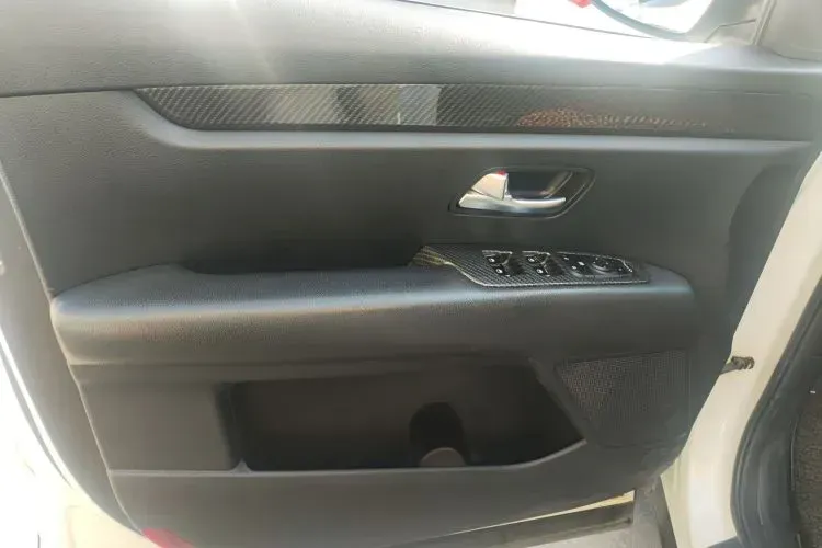 2017 Kia KX7 2.0T 241HP L4 6AT,autocango,china used car exporter,china ev exporter,chinese used car exporter,chinese used ev exporter