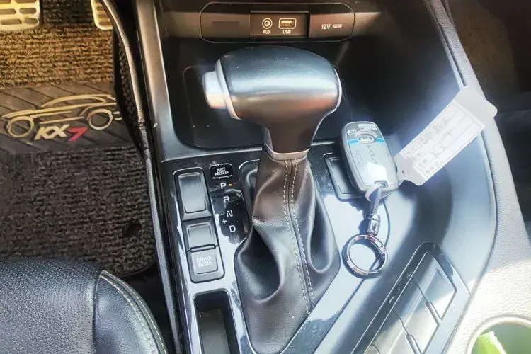 2017 Kia KX7 2.0T 241HP L4 6AT,autocango,china used car exporter,china ev exporter,chinese used car exporter,chinese used ev exporter