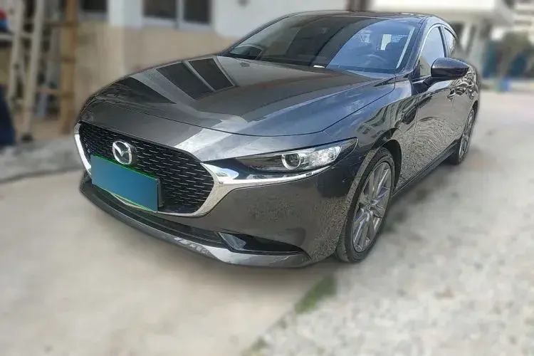 2021 Mazda 3 Axela 2.0L 158HP L4 6AT