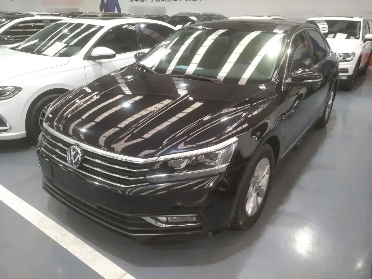 2017 Volkswagen Passat 1.4T 150HP L4 7DCT