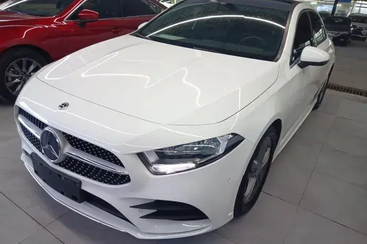 2020 Mercedes-Benz A Class 1.3T 136HP L4 7DCT