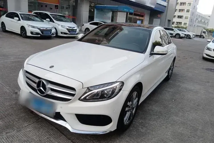 2017 Mercedes-Benz C Class 2.0T 184HP L4 9AT