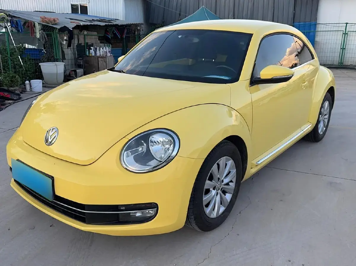 2013 Volkswagen Beetle 1.4T 160HP L4 7DCT