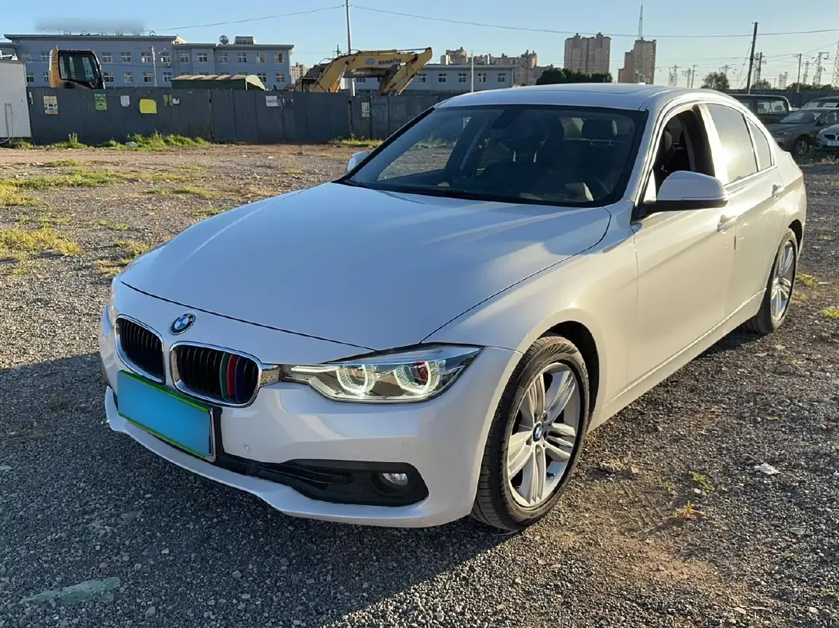 2016 BMW 3 Series 2.0T 184HP L4 8AT