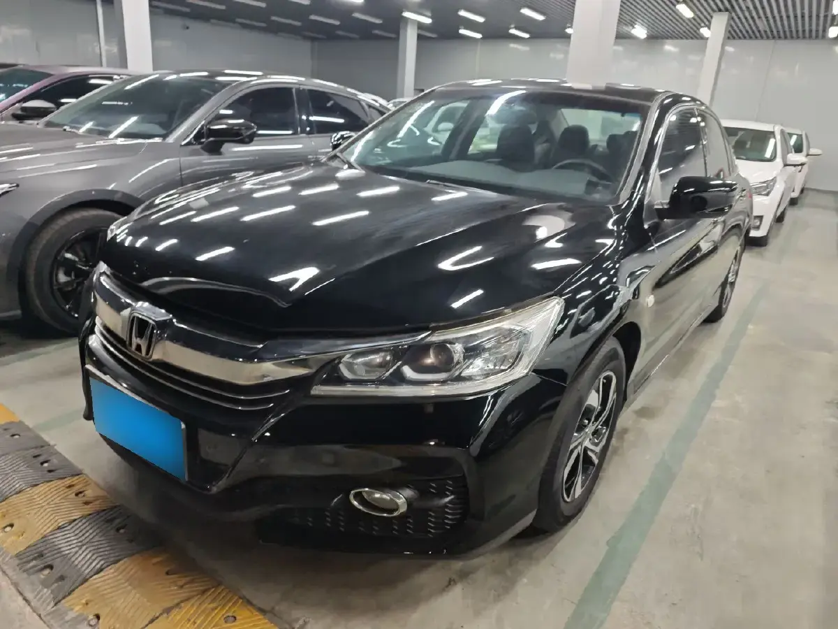 2016 Honda Accord 2.0L 155HP L4 CVT