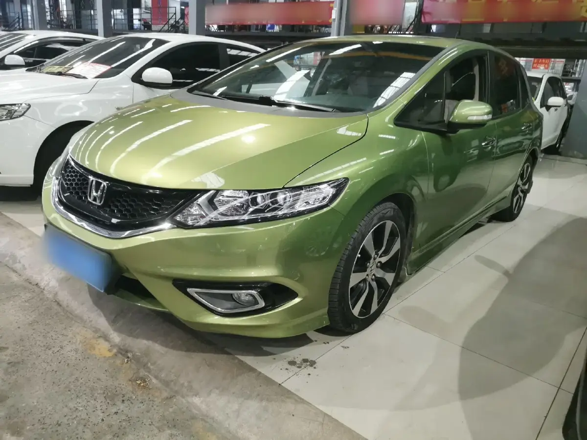 2013 Honda Jade 1.8L 141HP L4 CVT
