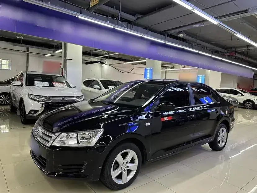 2015 Volkswagen Santana 1.4L 90HP L4 5MT