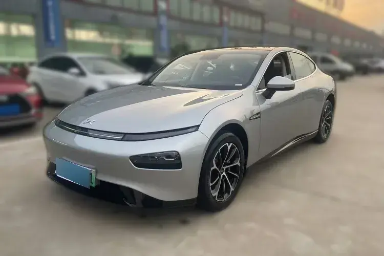 2022 Xpeng P7 BEV 77.9KWH