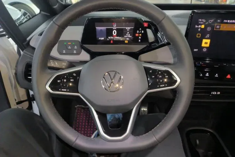 2024 Volkswagen ID.3 BEV 52.8KWH,autocango,china used car exporter,china ev exporter,chinese used car exporter,chinese used ev exporter