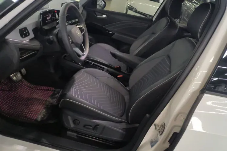 2024 Volkswagen ID.3 BEV 52.8KWH,autocango,china used car exporter,china ev exporter,chinese used car exporter,chinese used ev exporter