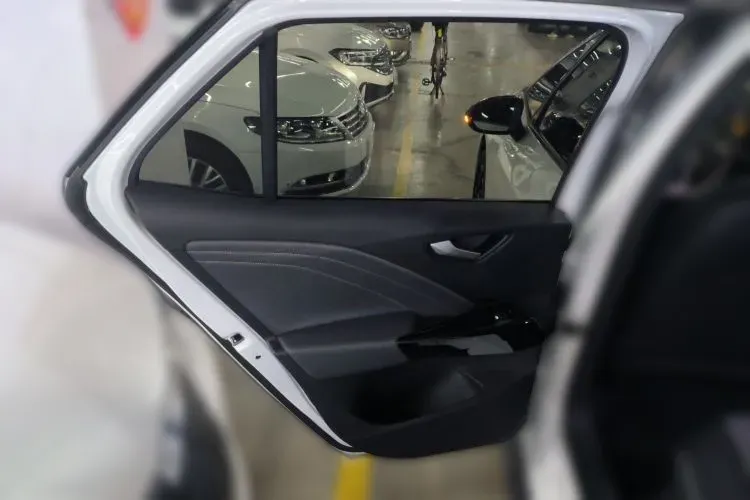 2024 Volkswagen ID.3 BEV 52.8KWH,autocango,china used car exporter,china ev exporter,chinese used car exporter,chinese used ev exporter