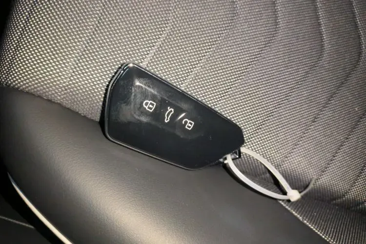 2024 Volkswagen ID.3 BEV 52.8KWH,autocango,china used car exporter,china ev exporter,chinese used car exporter,chinese used ev exporter