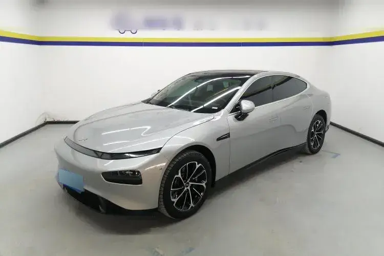 2022 Xpeng P7 BEV 77.9KWH