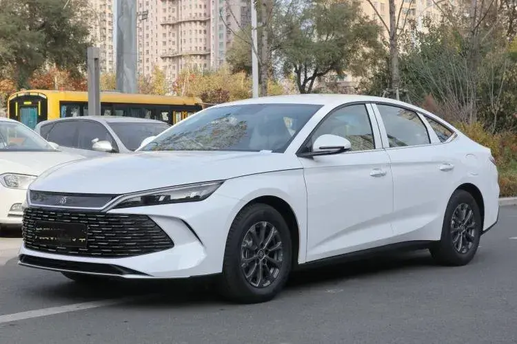 2024 BYD QinL 1.5L 101HP L4 E-CVT PHEV 10.08KWH