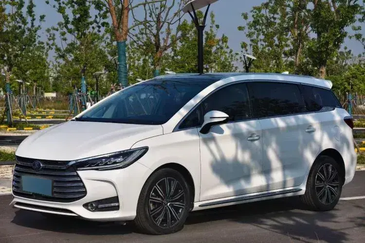 2019 BYD Song MAX 1.5T 160HP L4 6DCT PHEV 15.98KWH