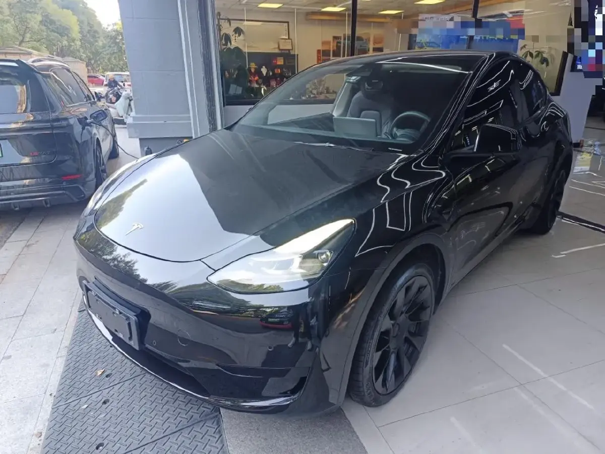 2022 Tesla Model Y BEV 60KWH