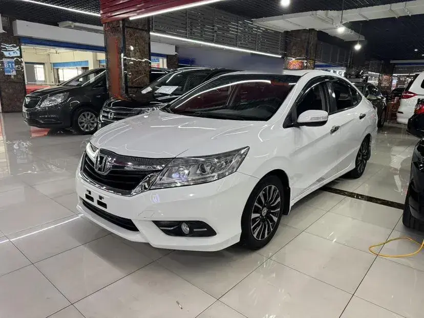 2013 Honda Crider 1.8L 139HP L4 5AT