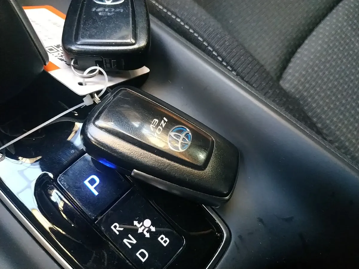 2020 Toyota Izoa E BEV 54.3KWH,autocango,china used car exporter,china ev exporter,chinese used car exporter,chinese used ev exporter