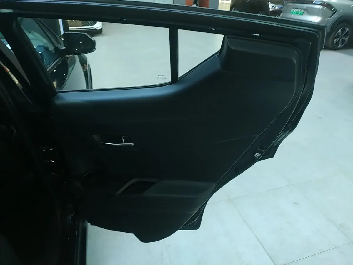 2020 Toyota Izoa E BEV 54.3KWH,autocango,china used car exporter,china ev exporter,chinese used car exporter,chinese used ev exporter